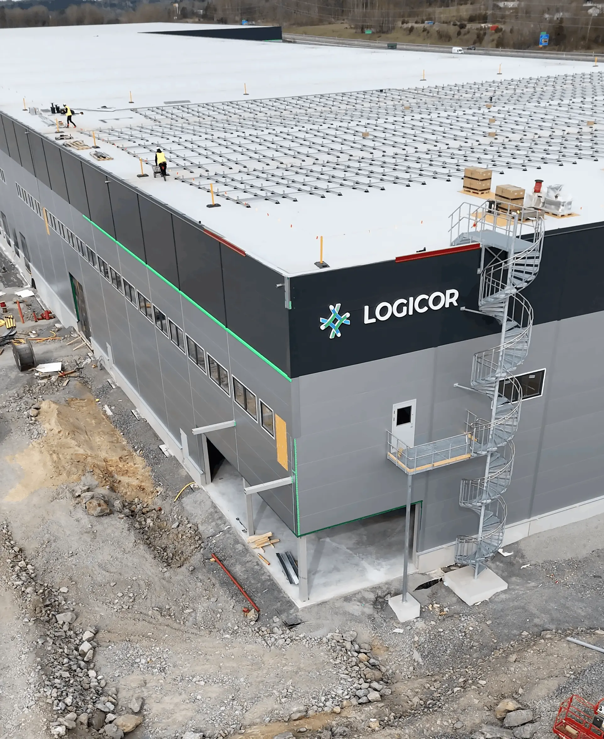 Logicor Park Stockholm Souths fasad - Under uppbyggnad